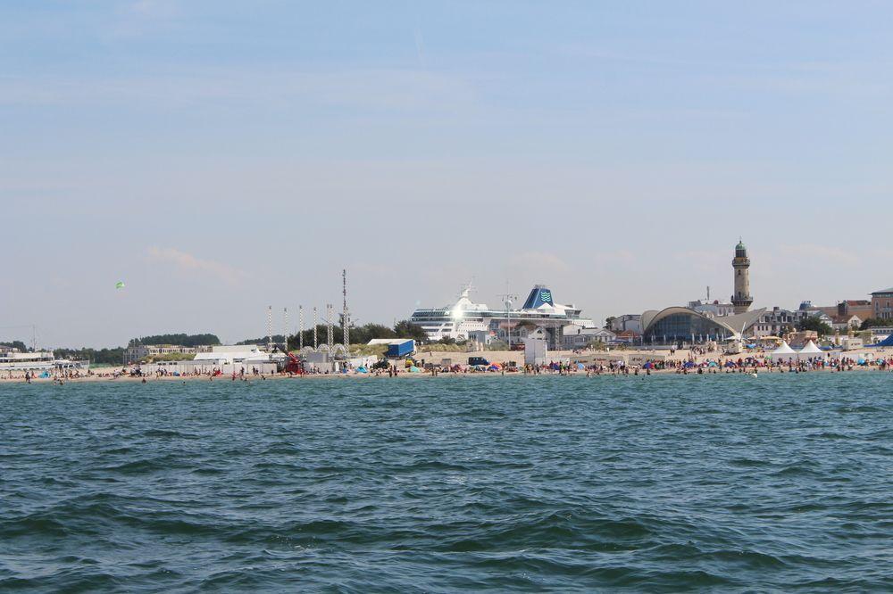 Elbotel Rostock By Centro Exterior photo