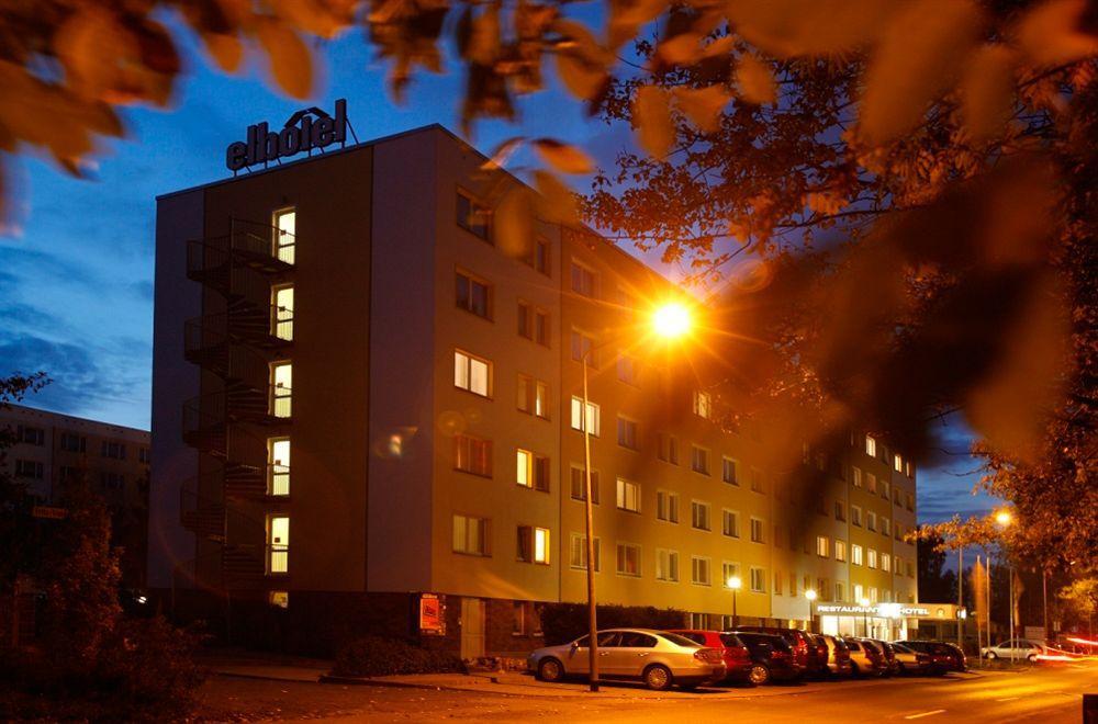 Elbotel Rostock By Centro Exterior photo