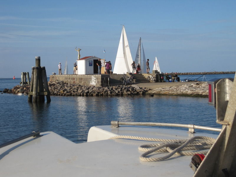 Elbotel Rostock By Centro Exterior photo